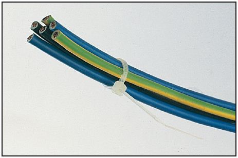 Příklad použití stažení kabelů
